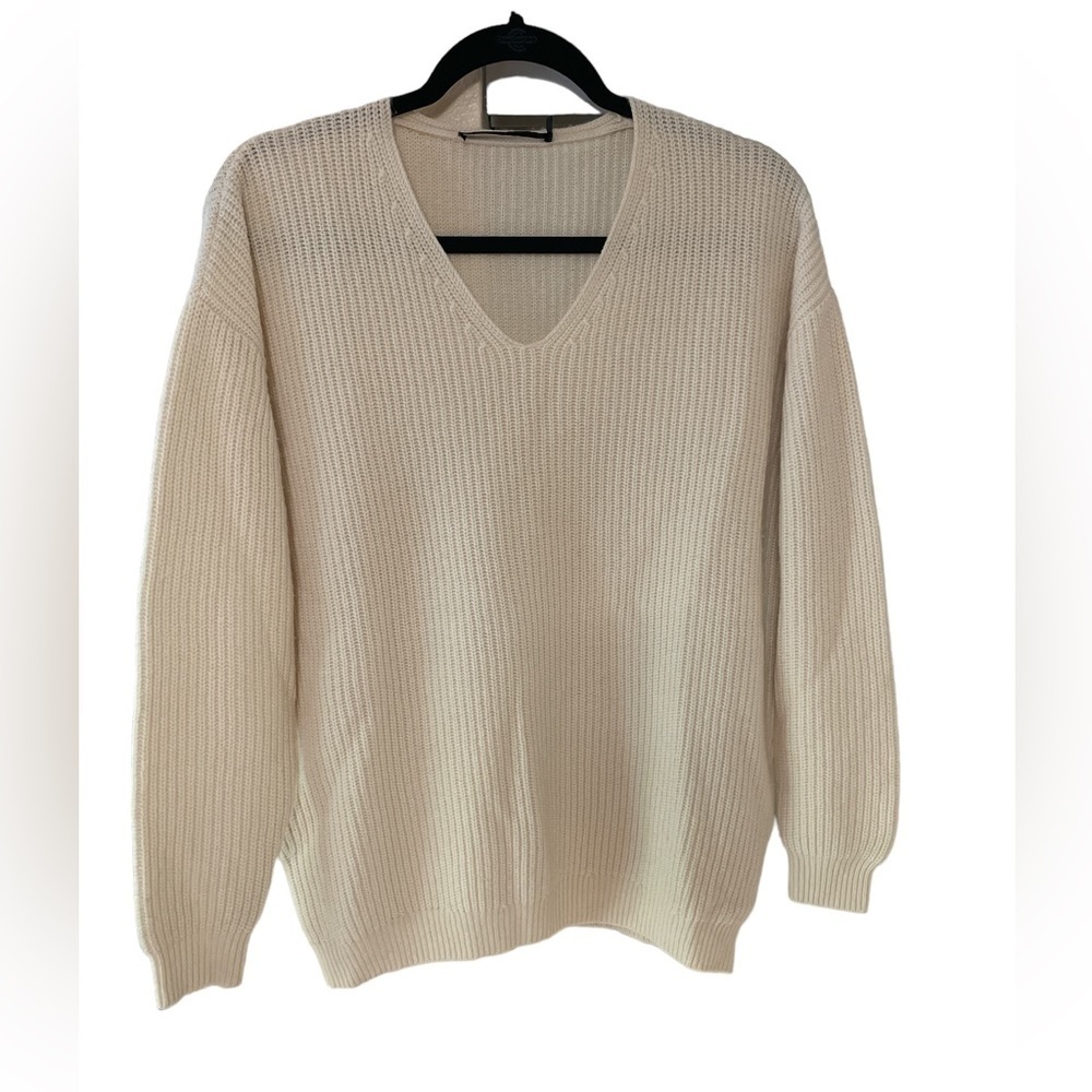 Jenni Kayne Cream V-Neck Ribbed Sweater